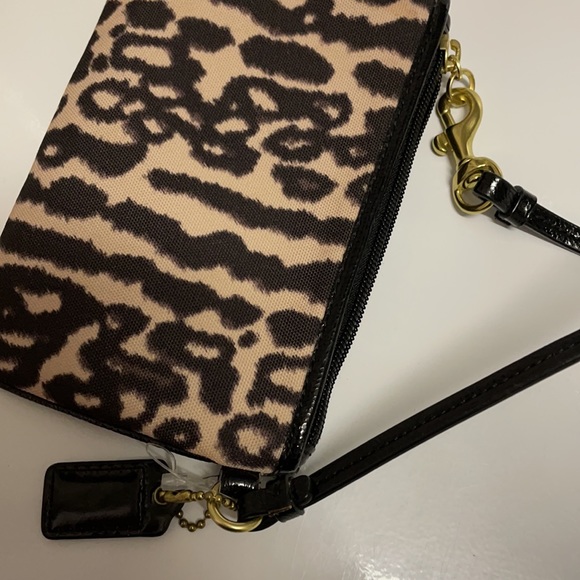 Brown and tan wristlet - Picture 2 of 4